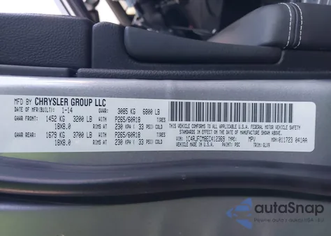 2014 Jeep Grand Cherokee Overland из США, поврежденный, VIN 1C4RJFCM8EC412369